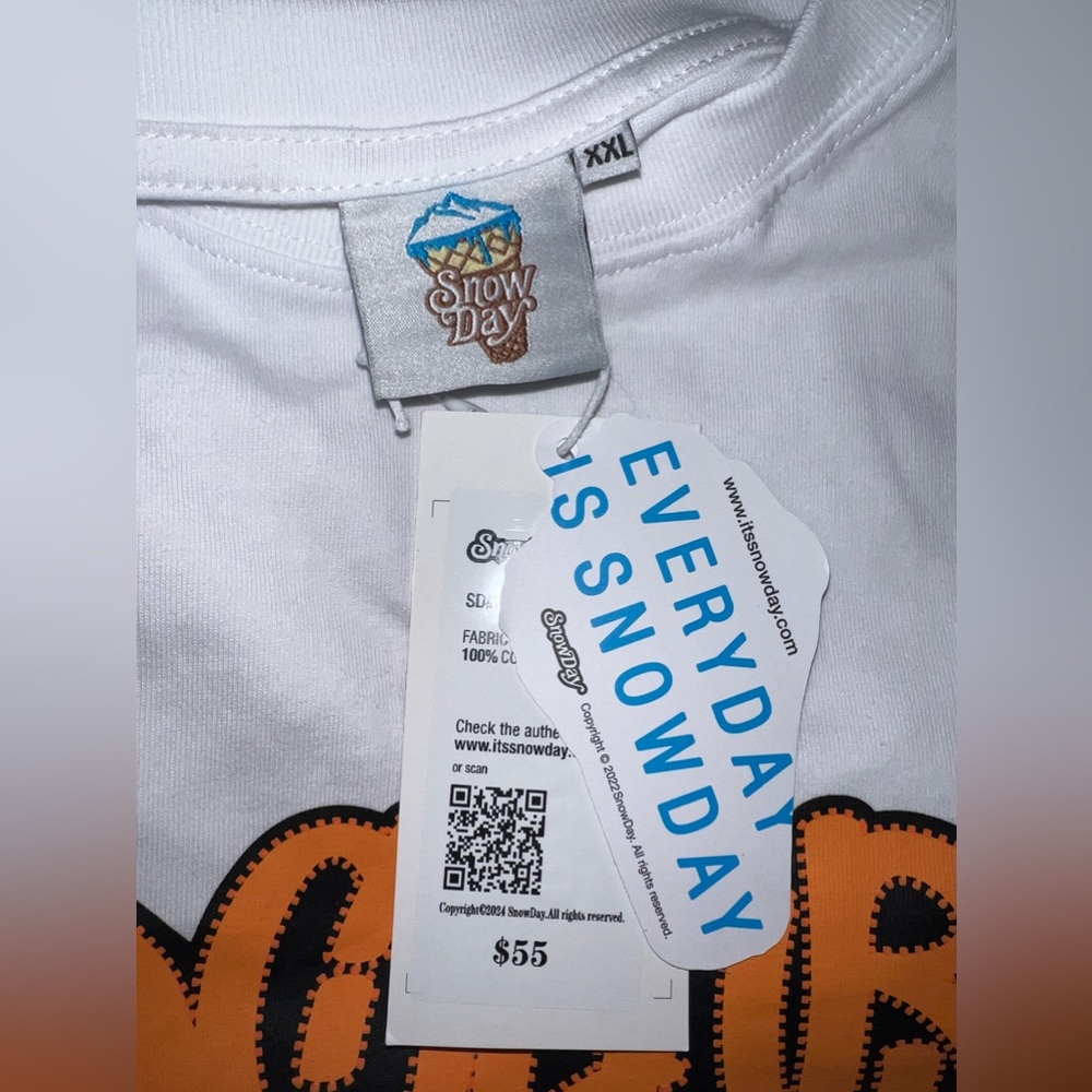 Brand New!!! Snow Day T-Shirt XXL